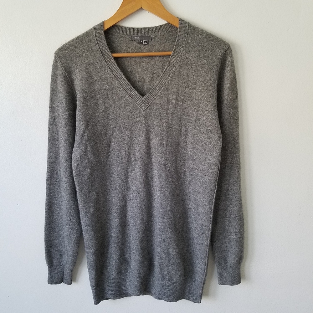 Vince Cashmere V-Neck Heather Grey Longsleeve Pull-over Sweater Medium